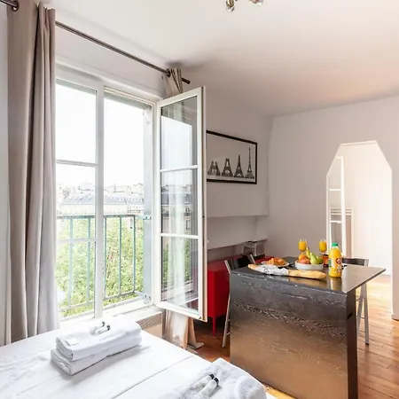 Champs Elyssee 40 Sqm Lejlighed
