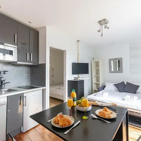 Champs Elyssee 40 Sqm * Paris