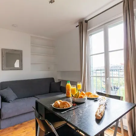Champs Elyssee 40 Sqm * Paris