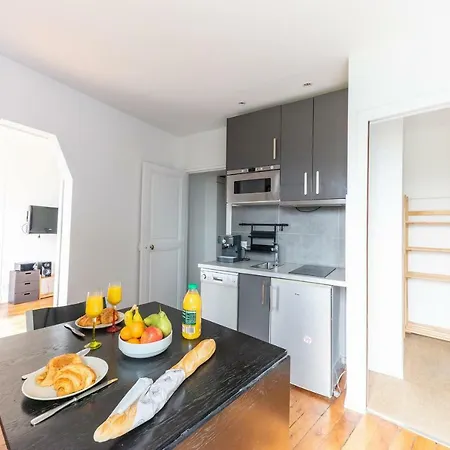 Champs Elyssee 40 Sqm Lejlighed
